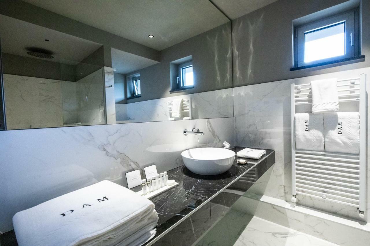 Dam Boutique Hotel & Restaurant ノヴァ・ゴリツァ エクステリア 写真